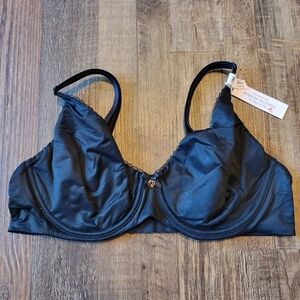 Victoria's Secret Perfect Coverage Black Lace Trim Bra